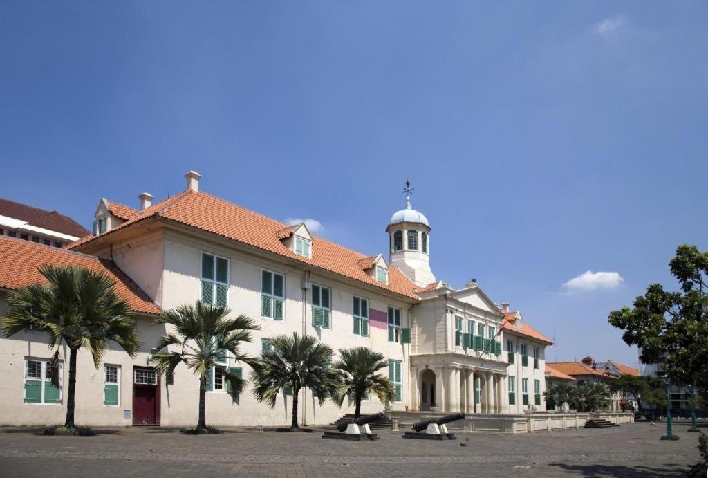 Env Room Jakarta Exterior photo